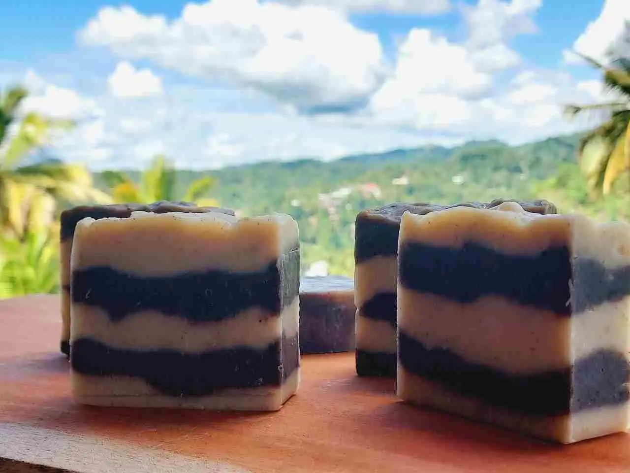 Sandalwood Soap thumbnail 4